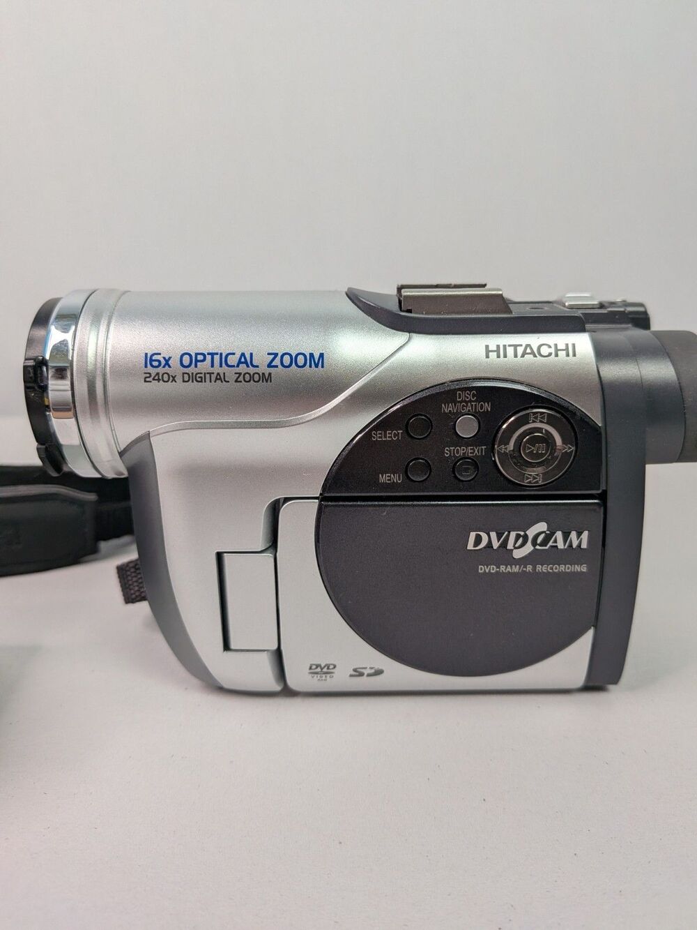 Hitachi DZ-MV730A DVD Camcorder With SD Card Slot Charger Battery Directions